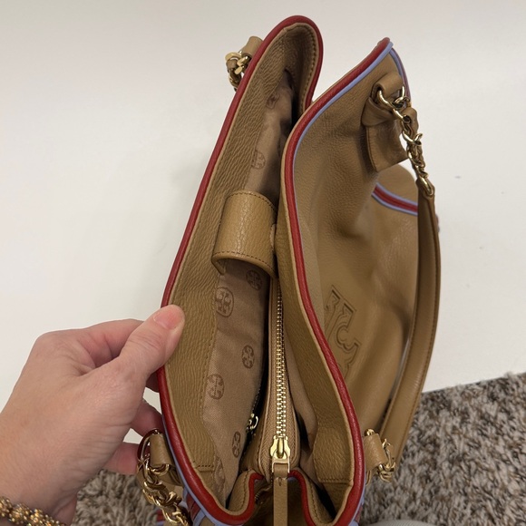 Tory Burch Harper Stripe tote bag.Color is vintage Camel - Picture 7 of 16